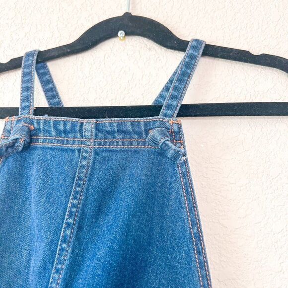 Tea Collection Denim Bib Tapered Overalls, Size 5 - Picture 3 of 6